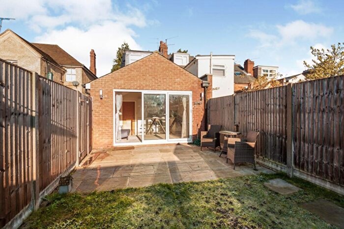 1 Bedroom Flat To Rent In London Road, Wokingham, RG40