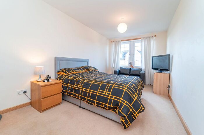 2 Bedroom Flat For Sale In Eagles View, Livingston, EH54