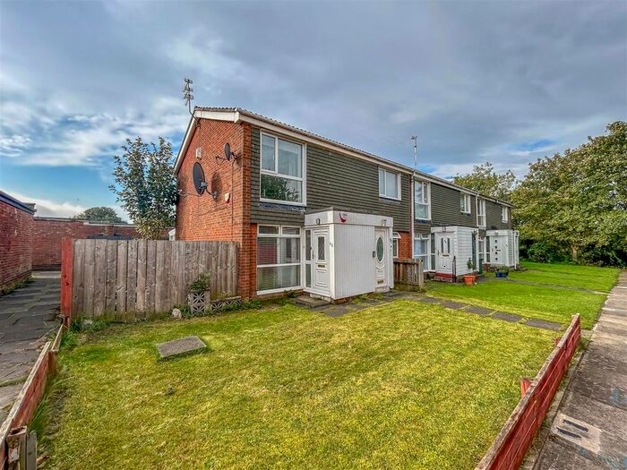 2 Bedroom Flat To Rent In Soulby Court, Newcastle Upon Tyne, NE3