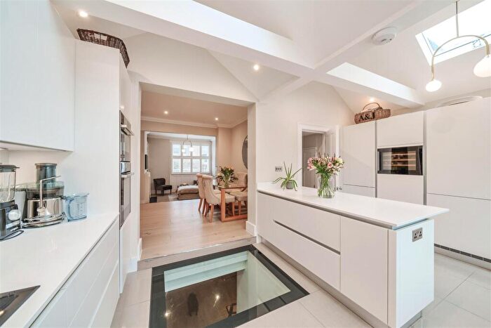 2 Bedroom Terraced House For Sale In Grove Road, Windsor, SL4