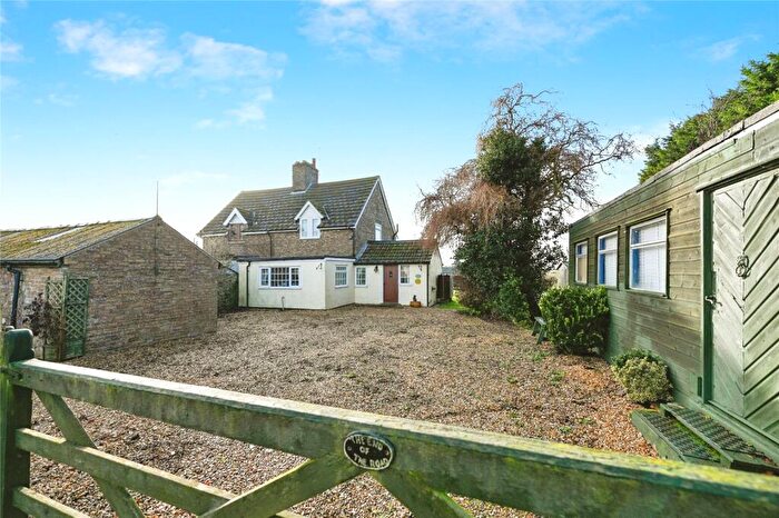 3 Bedroom Semi-Detached House For Sale In Cockle Hole, Terrington St. Clement, King's Lynn, Lincolnshire, PE34