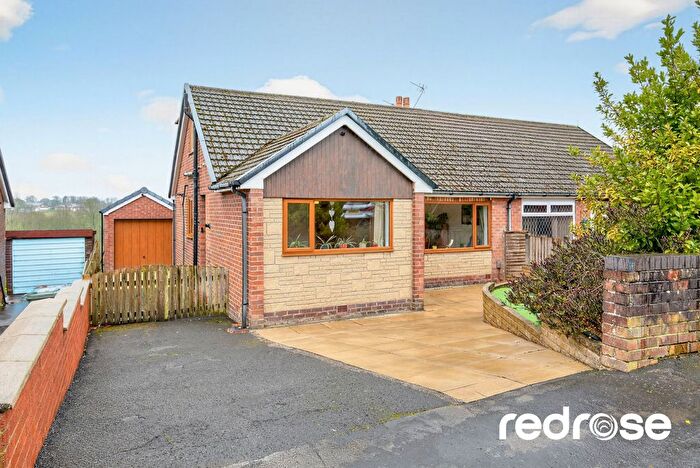 3 Bedroom Semi-Detached Bungalow For Sale In Watkin Road, Clayton Le Woods, Chorley, PR6