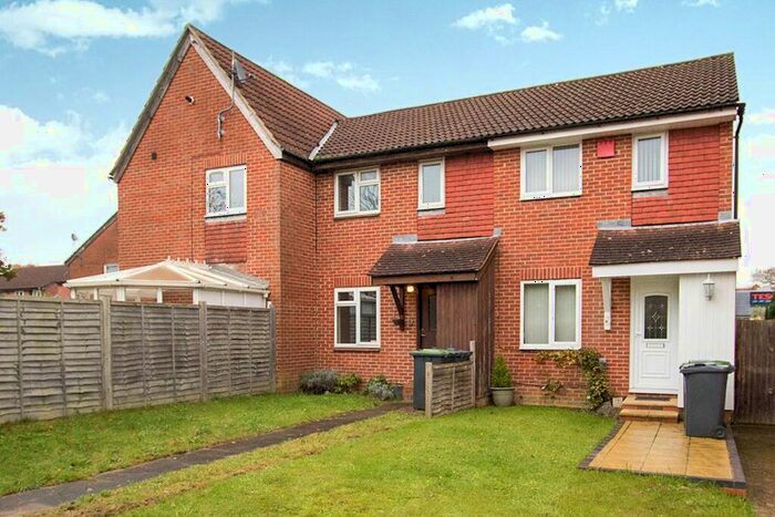 2 Bedroom Terraced House To Rent In Plumpton Grove, Waterlooville, Hampshire, PO7