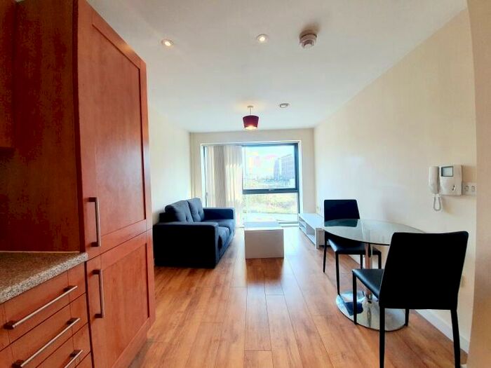 1 Bedroom Apartment To Rent In Loom House, East Street Leeds, LS9