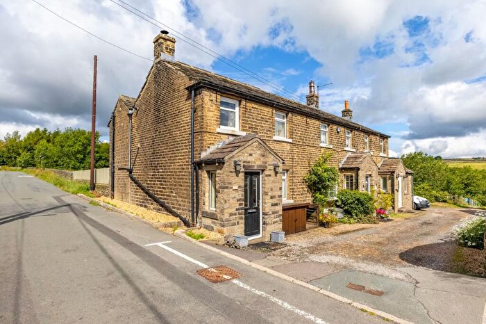 2 Bedroom Terraced House For Sale In Millmoor Road, Meltham, Holmfirth, HD9