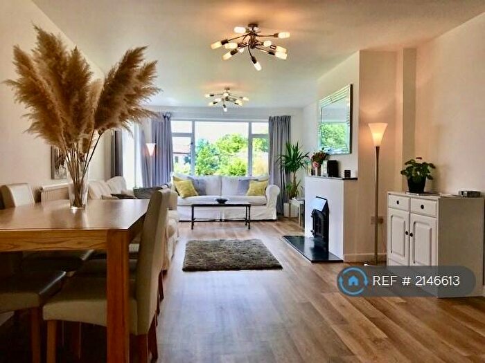 5 Bedroom Bungalow To Rent In Weston Longville, Norwich, NR9