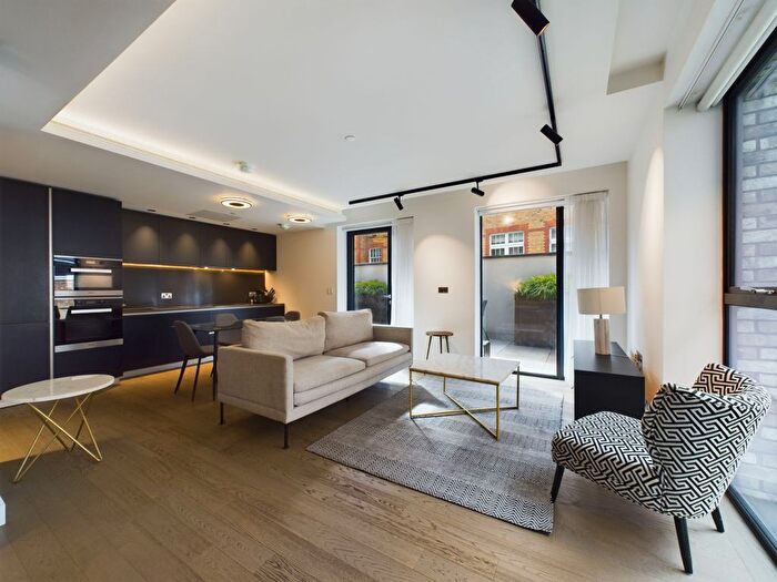 2 Bedroom Flat For Sale In Parker Street, Holborn, London, WC2B