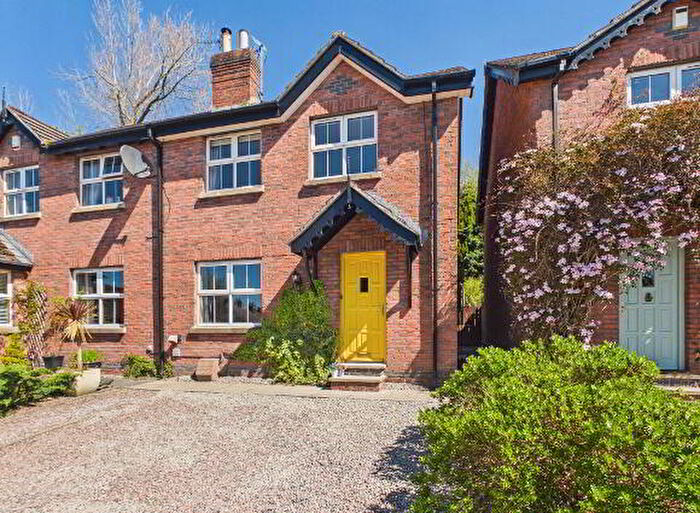 3 Bedroom Semi-Detached House For Sale In Edenderry Cottages, Belfast, BT8