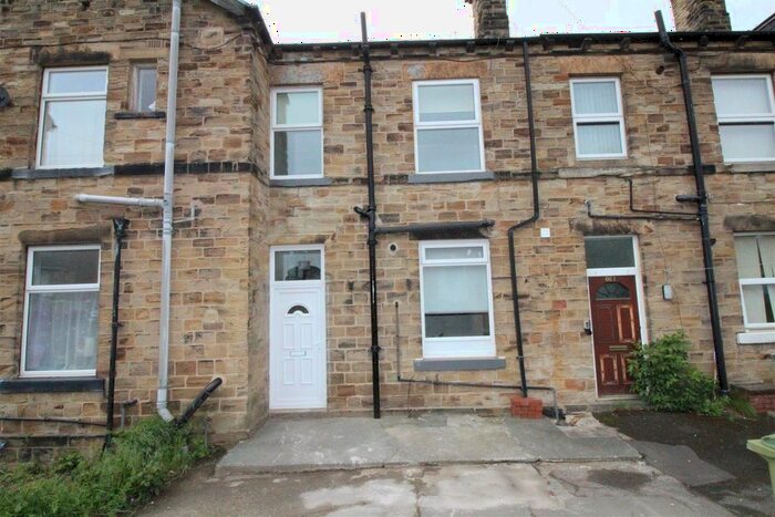 2 Bedroom Terraced House To Rent In Arthur Grove, Bradford Road, Birstall, Batley, WF17