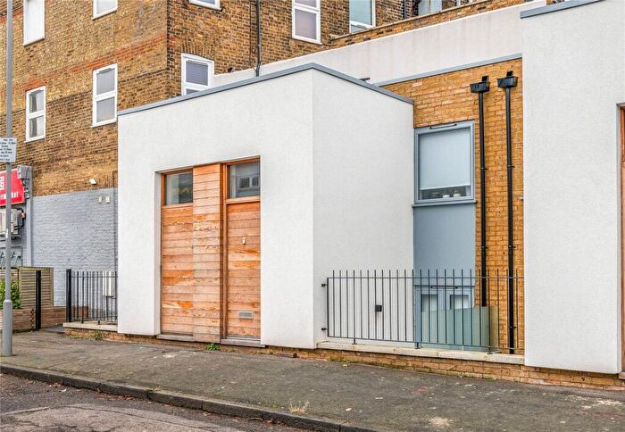 2 Bedroom Terraced House To Rent In Acre Road, Kingston Upon Thames, KT2