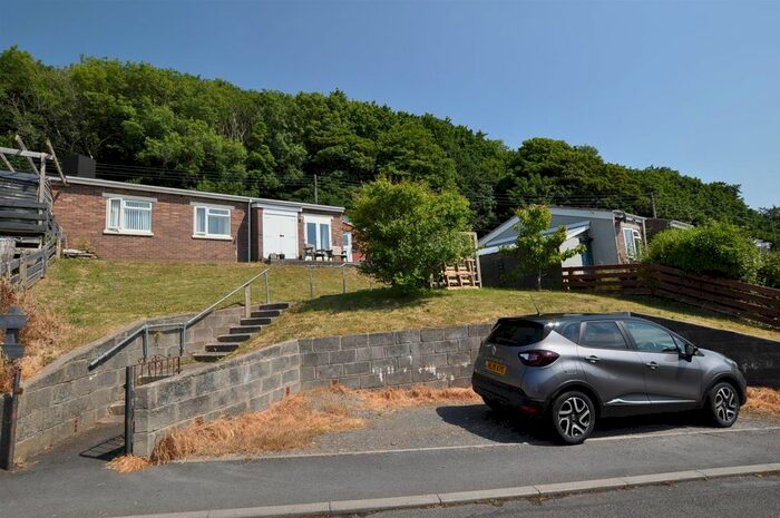 3 Bedroom Semi-Detached Bungalow For Sale In Llanmiloe Estate, Llanmiloe, Carmarthen, SA33