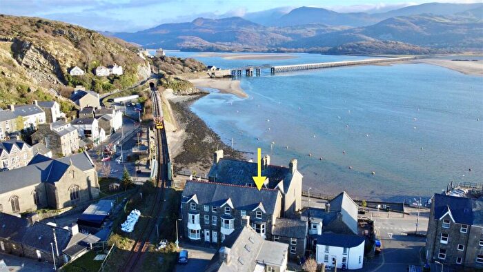 4 Bedroom Terraced House For Sale In Bron Aber Terrace, Barmouth, LL42