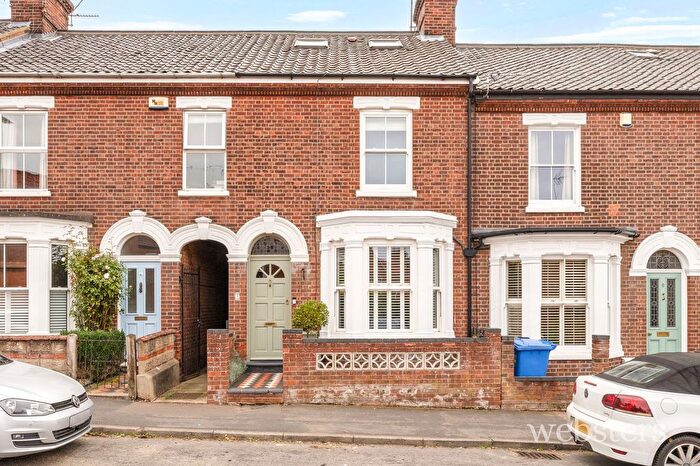 4 Bedroom Terraced House For Sale In Portersfield Road, Norwich, NR2