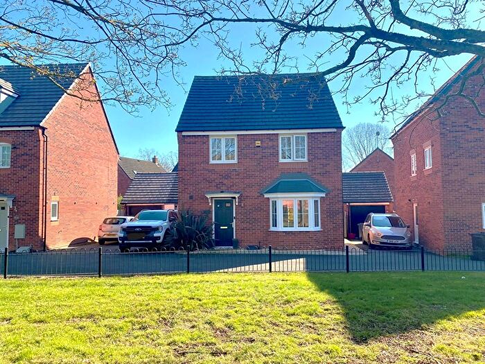 4 Bedroom Detached House For Sale In Greenwich Drive South, Derby, DE22