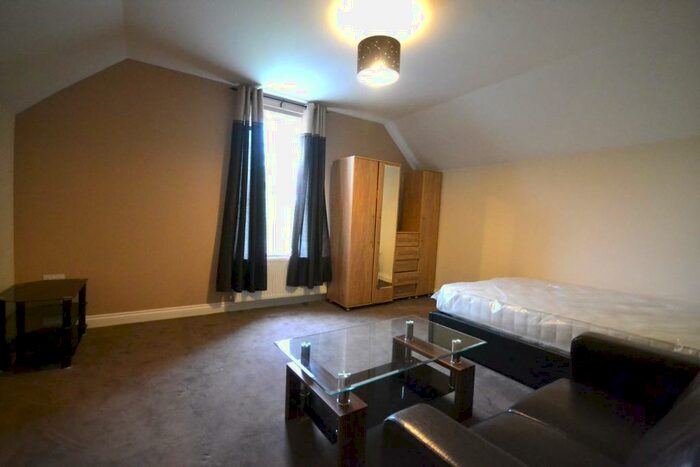 Studio To Rent In Alexandra Road, Reading, RG1