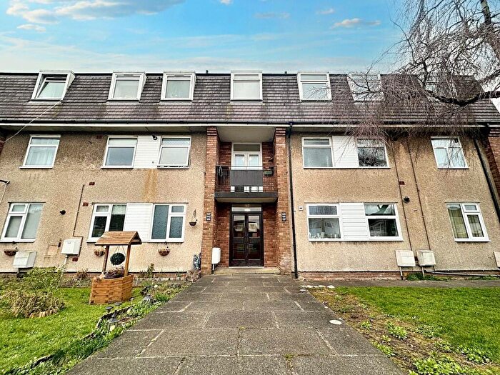 2 Bedroom Flat To Rent In Fairwood Road, Cardiff, CF5