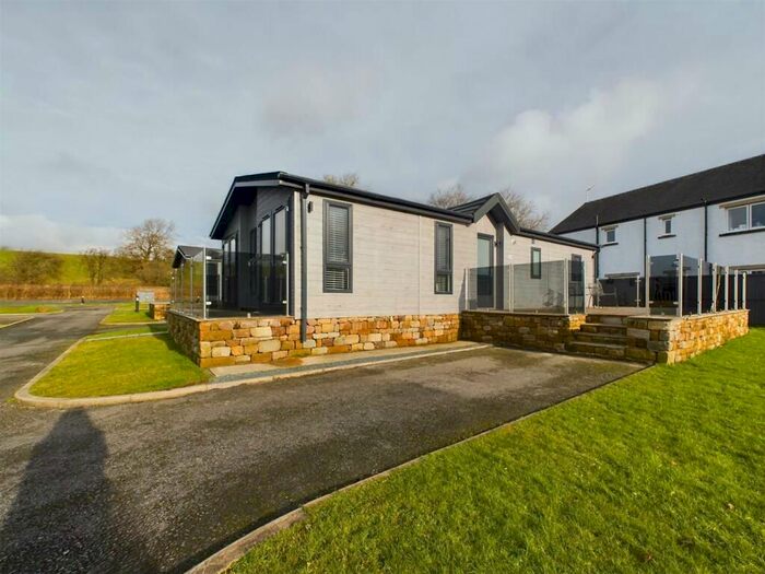 2 Bedroom Park Home For Sale In Lower Bentham, Lancaster, LA2