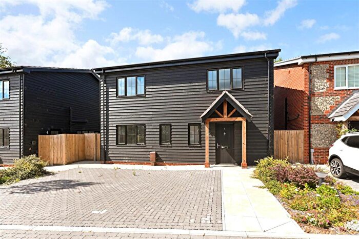 3 Bedroom House To Rent In Yapton Lane, Walberton, BN18