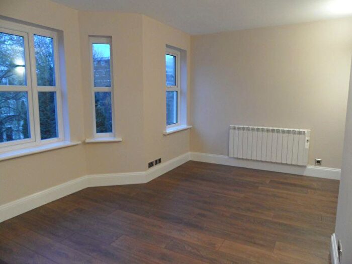 1 Bedroom Apartment To Rent In Steyning Court, Eaton Gardens, Hove, BN3