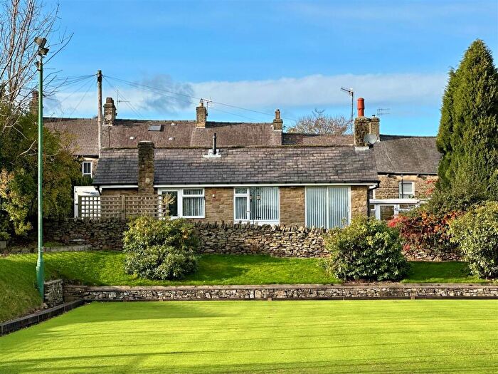 3 Bedroom Detached Bungalow For Sale In Yeardsley Lane, Furness Vale, High Peak, SK23