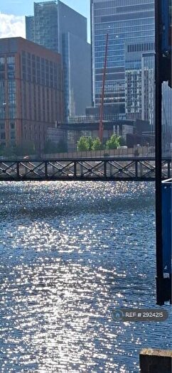 Studio To Rent In Bridge House Quay, London, E14