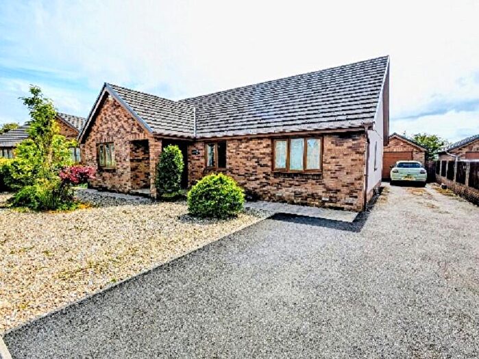 3 Bedroom Detached House For Sale In Bancffosfelen, Llanelli, Carmarthenshire., SA15