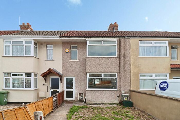 3 Bedroom House For Sale In Hunters Way, Filton, Bristol, Gloucestershire, BS34