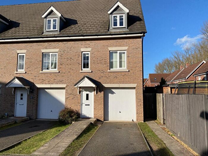3 Bedroom End Of Terrace House To Rent In Russet Drive, Red Lodge, IP28