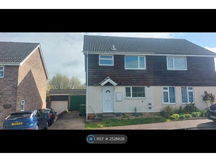 3 Bedroom Semi-Detached House To Rent In Wheatsheaf Way, Linton, Cambridge, CB21