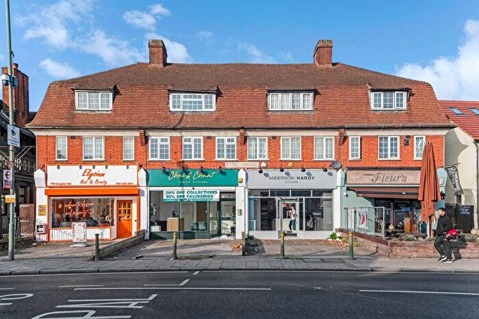 3 Bedroom Flat To Rent In Croydon Road, Beckenham, BR3