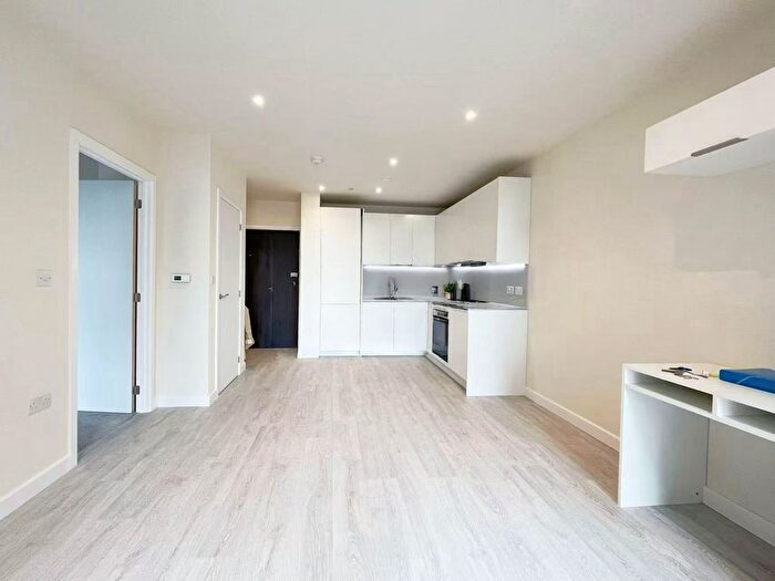 1 Bedroom Flat To Rent In Harrow View, Harrow, HA1