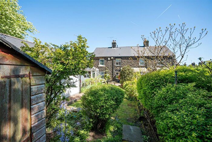 2 Bedroom Cottage To Rent In Chapel View, Thurlstone, Sheffield, S36