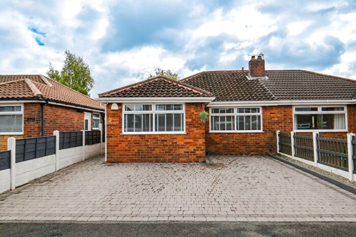 2 Bedroom Semi-Detached Bungalow For Sale In Maple Avenue, Hindley Green, WN2