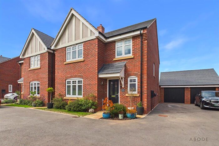 4 Bedroom Detached House For Sale In Heritage Road Castle Donington, DE74