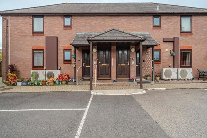 2 Bedroom Flat For Sale In Aneurin Bevan Court, Pontypool, NP4