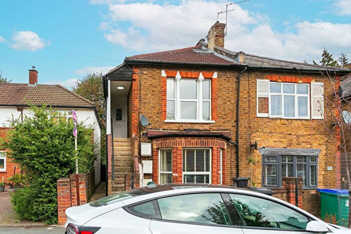1 Bedroom Maisonette To Rent In Essex Road, Watford, WD17