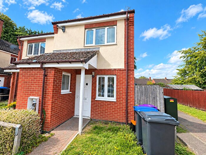2 Bedroom Semi-Detached House To Rent In Ayscough Avenue, Spalding, PE11