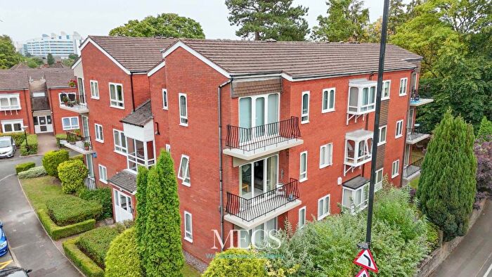 2 Bedroom Flat For Sale In Yewdale, Harborne Park Road, Birmingham, West Midlands, B17