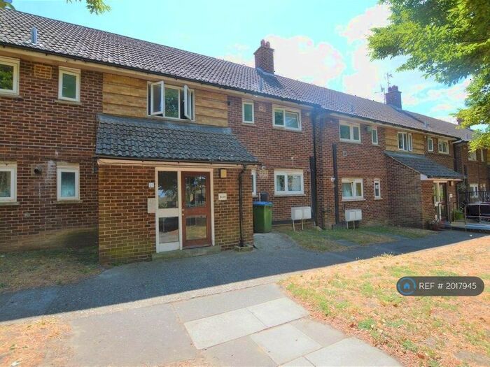 1 Bedroom Flat To Rent In Strongbow Crescent, London, SE9