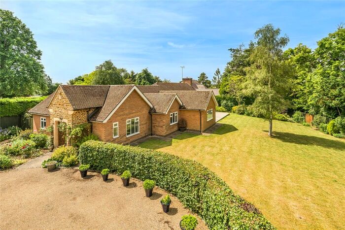 4 Bedroom Bungalow For Sale In Golf Lane, Church Brampton, Northampton, NN6