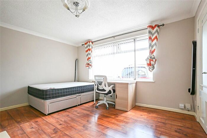 4 Bedroom Semi-Detached House To Rent In Rodney Crescent, Bristol, BS34