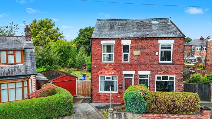3 Bedroom Semi-Detached House For Sale In Thornley Lane South, Reddish, Stockport, SK5
