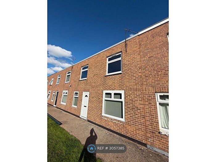 3 Bedroom Terraced House To Rent In Silverdale Place, Newton Aycliffe, DL5