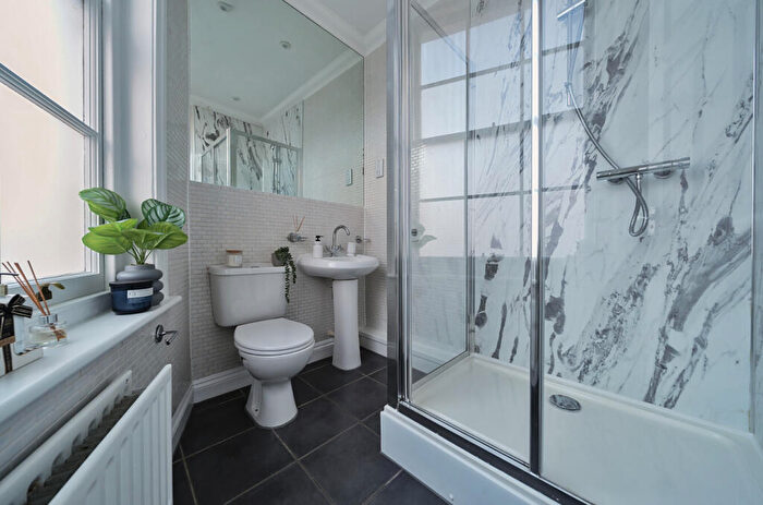 1 Bedroom Flat For Sale In London Road, Southampton, Hampshire, SO15