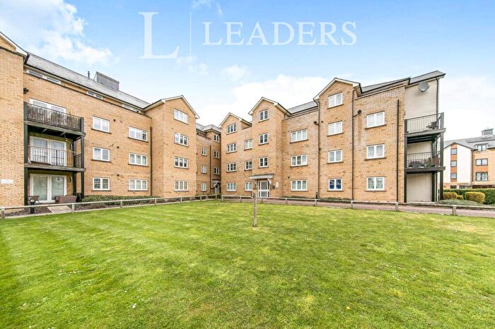 2 Bedroom Flat To Rent In Gilbert Court, Clarendon Way, CO1