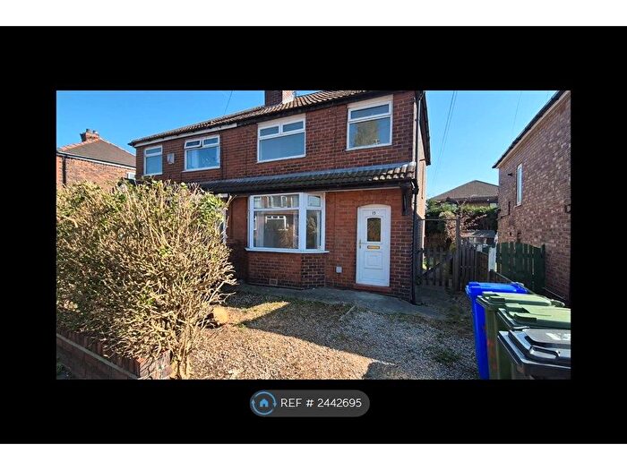3 Bedroom Semi-Detached House To Rent In Coronation Road, Droylsden, Manchester, M43