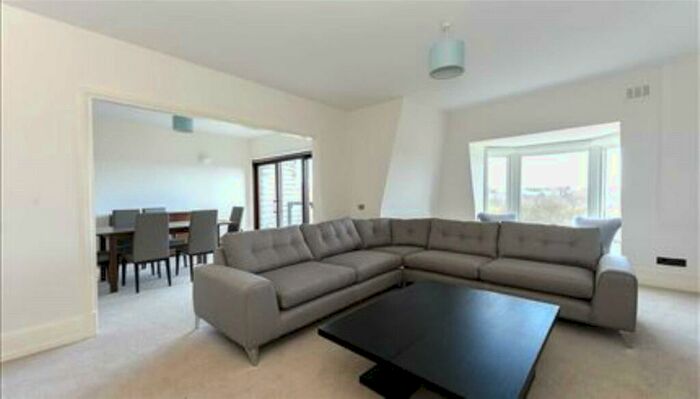 4 Bedroom Apartment To Rent In Strathmore Court, Park Road, St Johns Wood, London, NW8