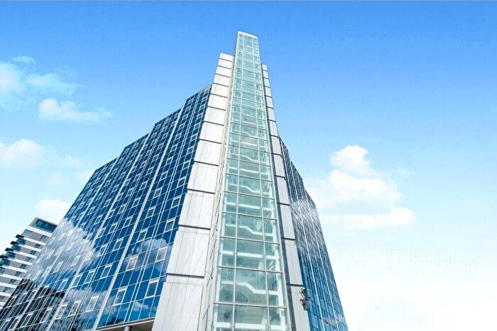 1 Bedroom Apartment For Sale In Churchill Way, Basingstoke, Hampshire, RG21
