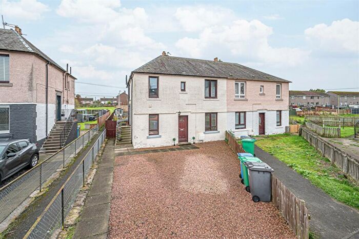 2 Bedroom Flat For Sale In Blairwood Terrace, Oakley, KY12