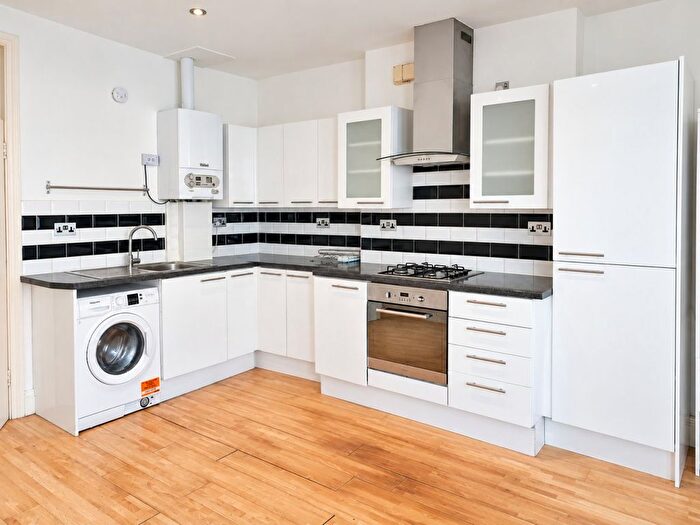 1 Bedroom Flat To Rent In Golders Green Road, Golders Green, NW11